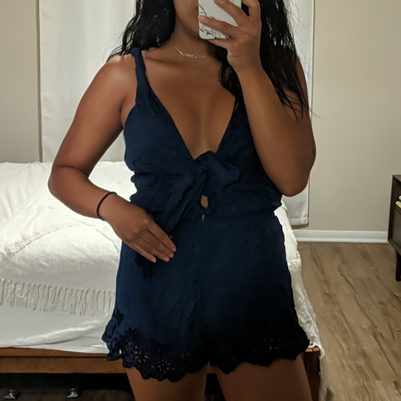 Winston White romper - Picture 2 of 4